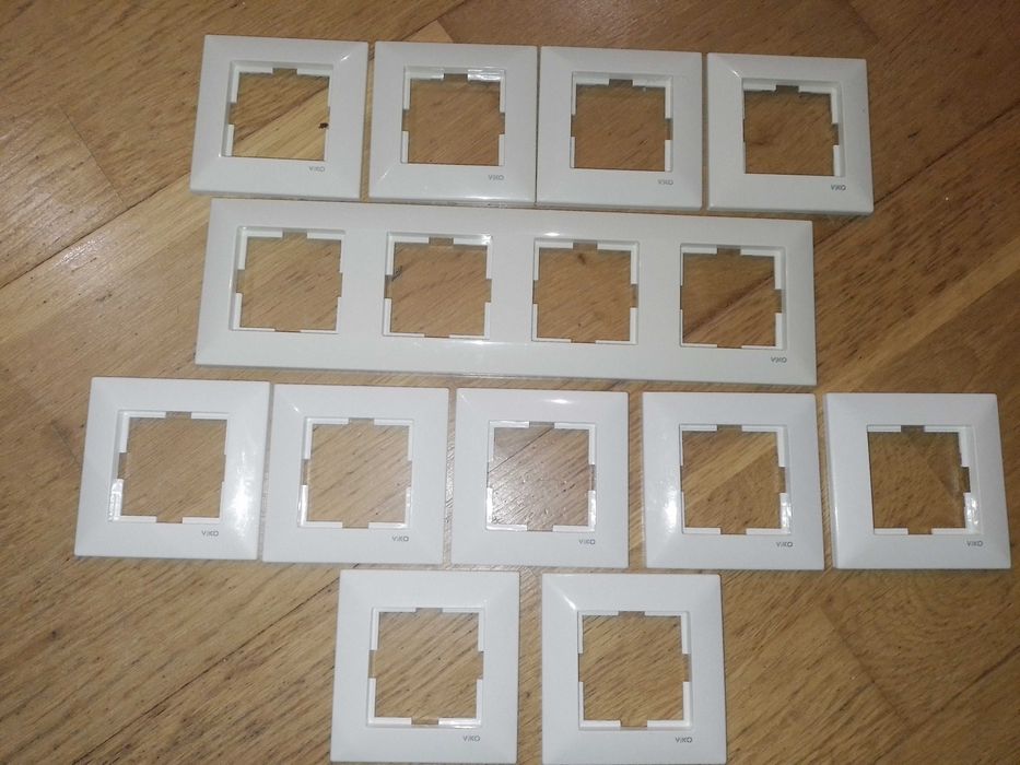 Рамки для розеток VIKO, KARRE, колір кремовий, білий. Заглушки