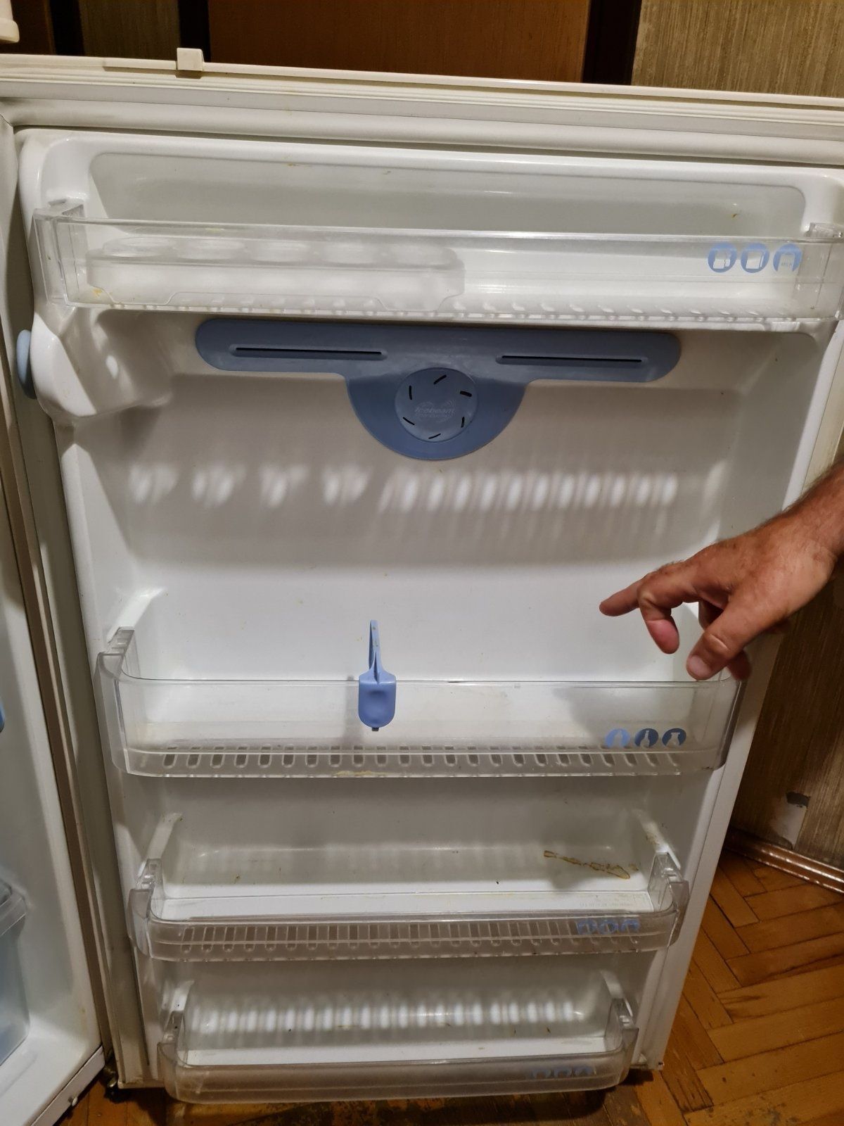 Продам холодильник LG GR-S462QVC