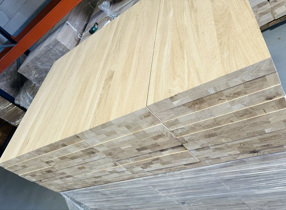 Półka lita dębowa o grubości 2 cm, szerokości 20 cm i długości 100 cm