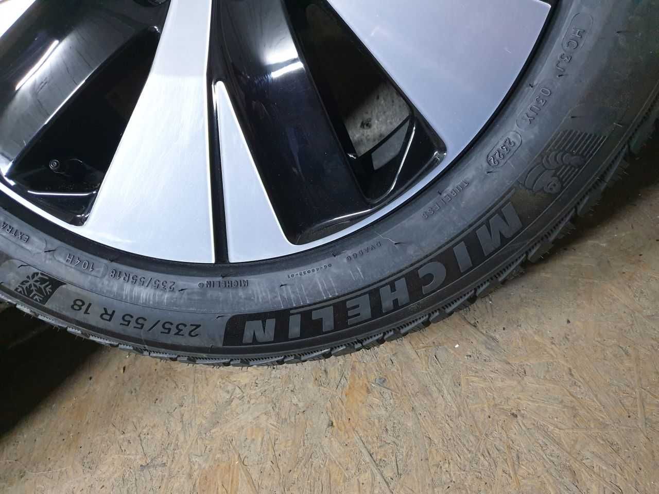 Cztery Nowe Opony zimowe 235/55R18 8,8mm Michelin Pilot Alpin 5 SUV