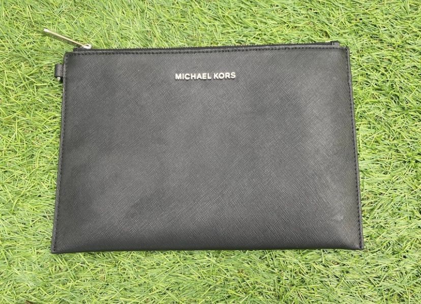 Clutch Michael Kors ( Novo ) - oferta portes