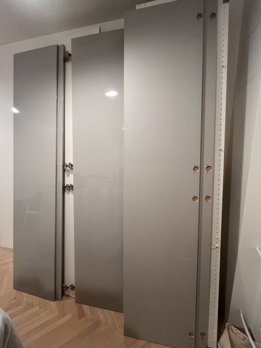 Drzwi do szafy IKEA PAX model FARDAL 5 sztuk połysk jasnoszary+zawiasy