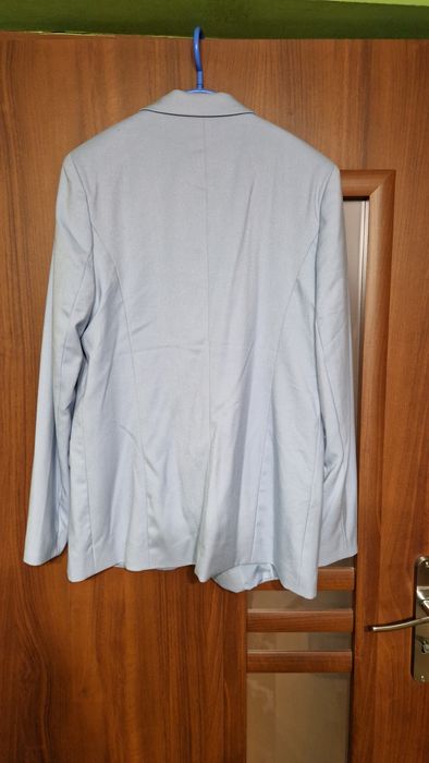 Garnitur damski (żakiet + spodnie) rozmiar 40