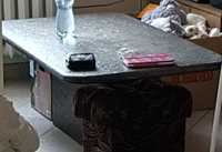 Stół z naturalnego bazaltu