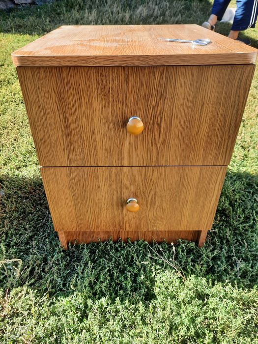 Тумбочки б/у в гарному стані