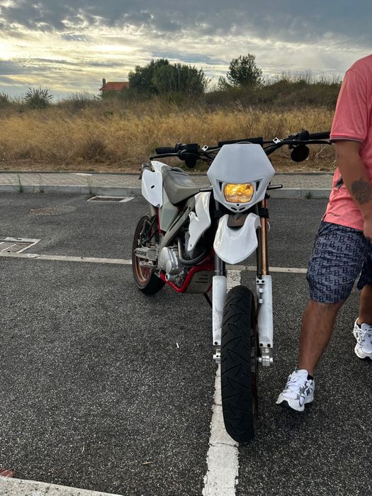 Vendo AJP PR3 2015