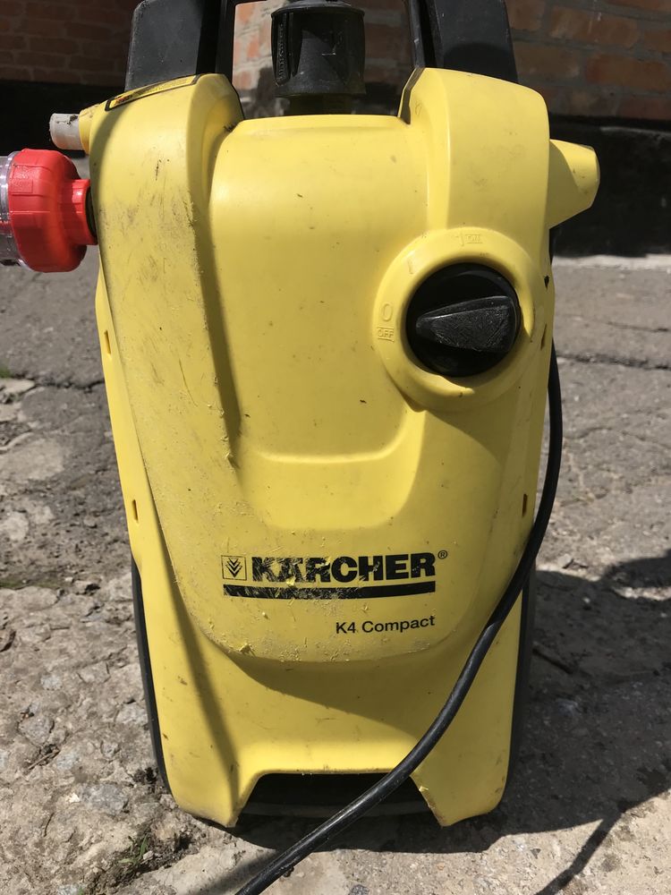 Мийка високого тиску karcher k4 compact