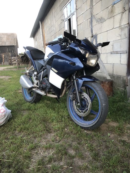 Продам мотоцикл вайпер v200cr