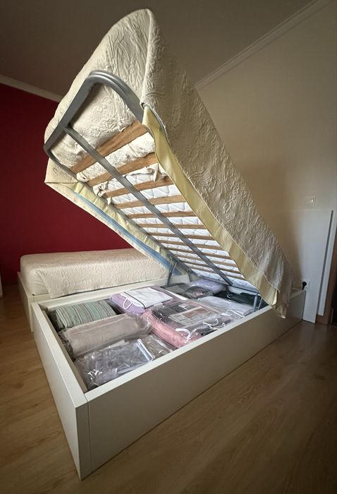 Camas lacadas de 1,10m de largura