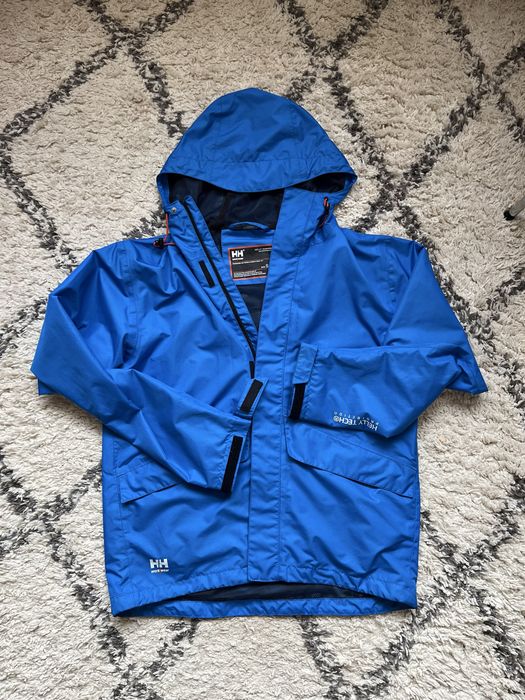 Вітровуа від бренду Helly Hansen