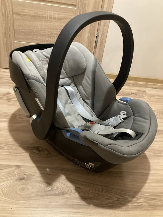 Fotelik Aton 5+ baza