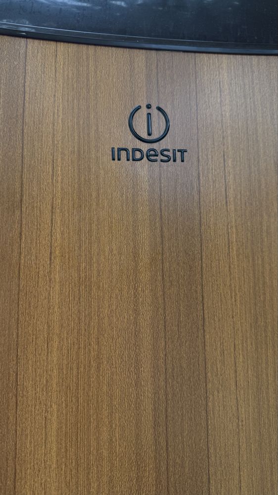 холодильник indesit