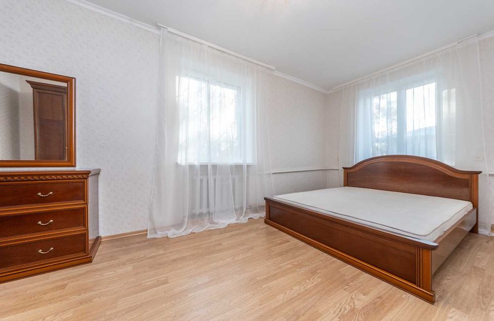 Довгострокова ренда будинку  Осокорки, Нижні Сади