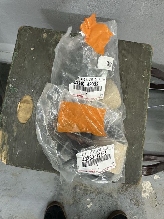 Шаровые опора TOYOTA/LEXUS 4334049035 434049165