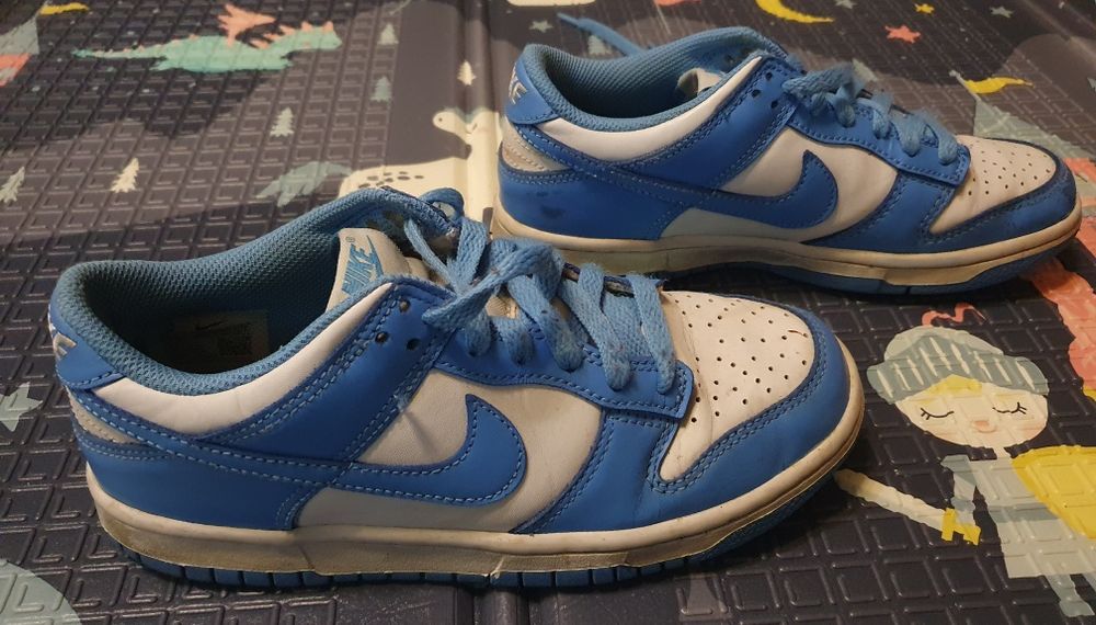 Buty Nike białe niebieskie 37,5