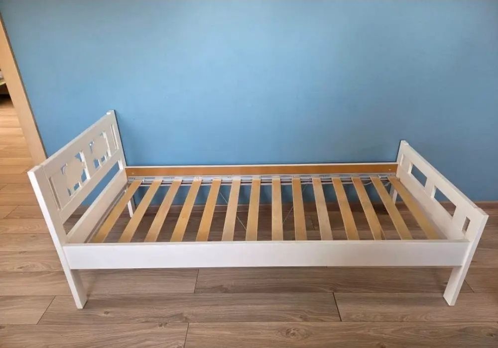 Łóżko Ikea Kritter z materacem