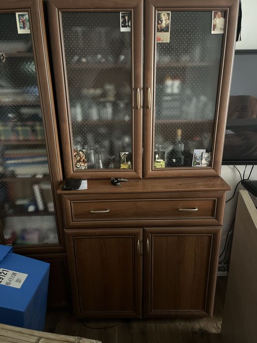 Kredens szafka na szklo komoda