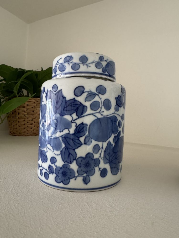 Vaso antigo em cerâmica