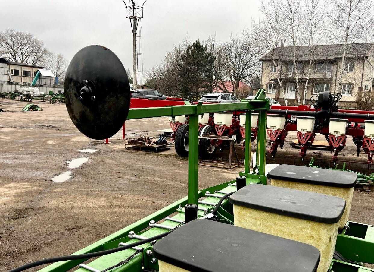 Сівалка John Deere 7000-як нова!Додаткові опції. Безкоштовна доставка!