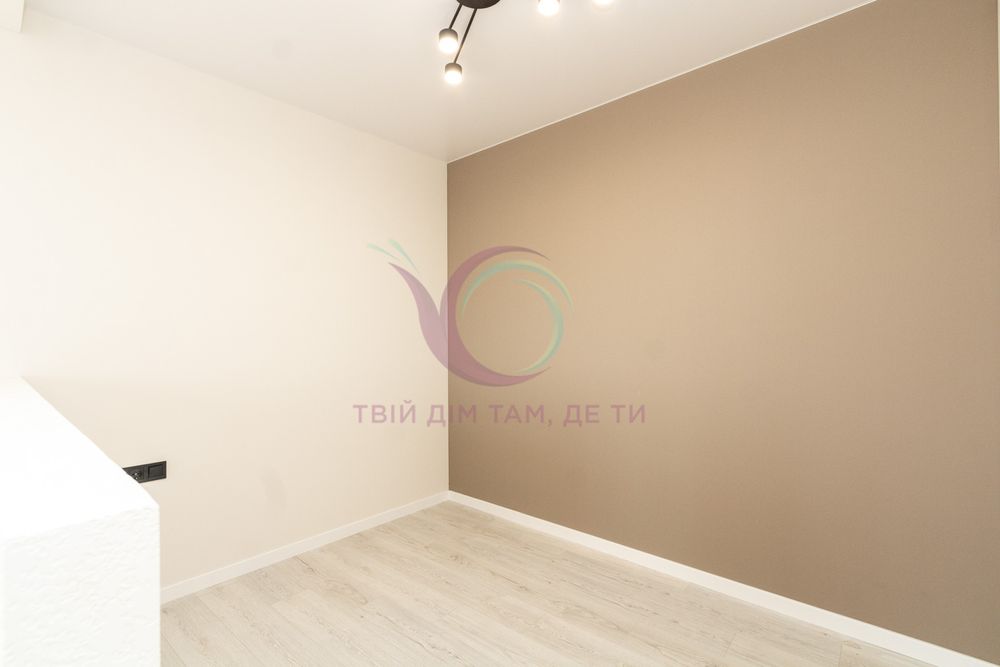 Вигідна 1 кім кв.з ремонтом та меблями в центрі єОселя Постанови
"