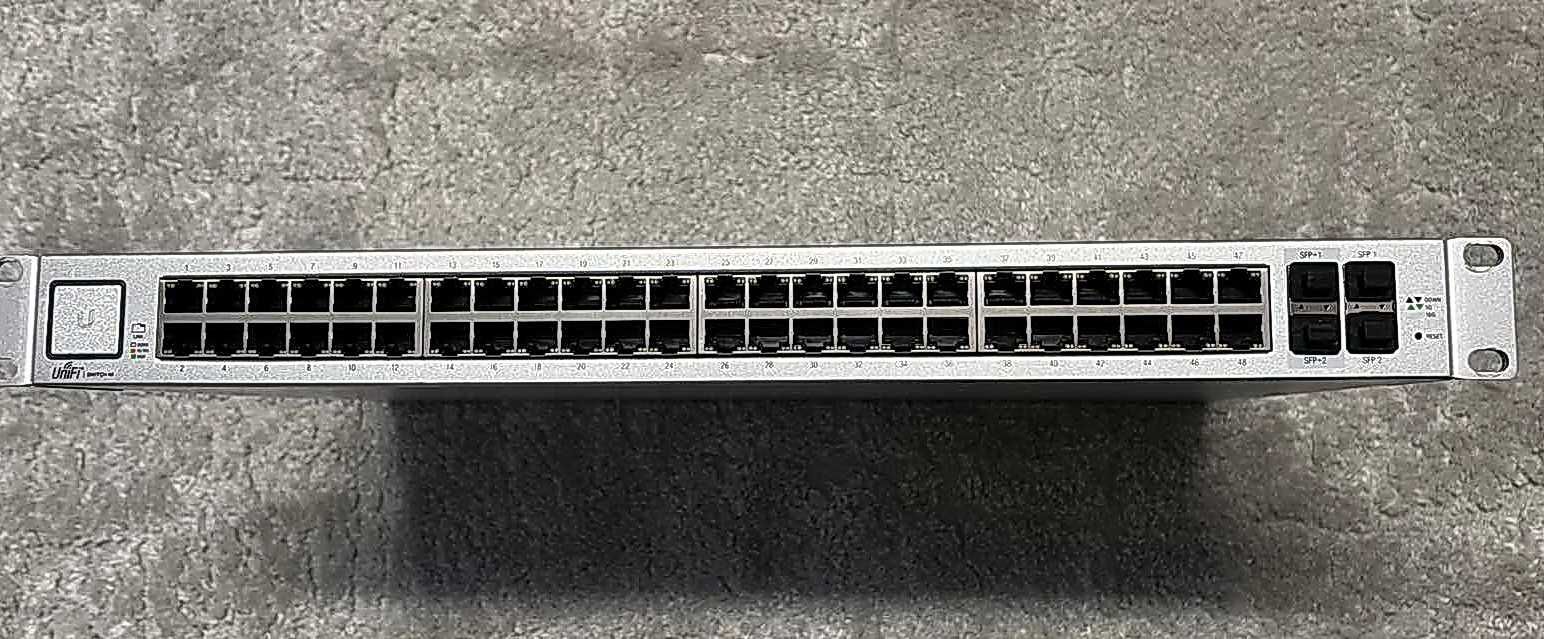 Ubiquiti UniFi Switch US-48 (US-48) Коммутатор 48 портов Б/У