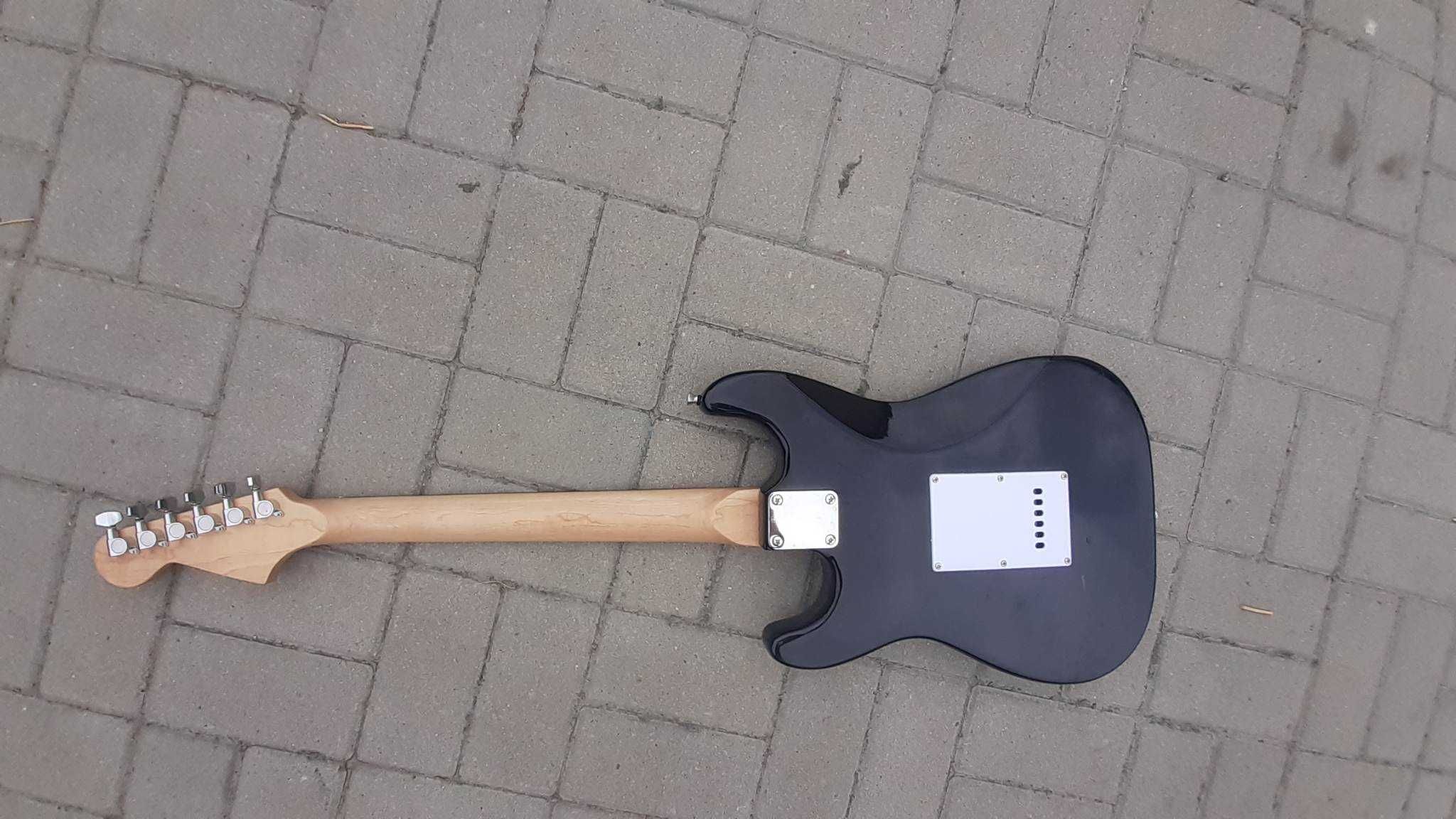 Nowa Gitara Elektyczna