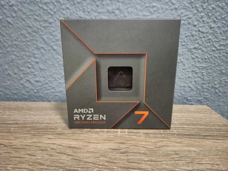 Процесор AMD Ryzen 7 7700
