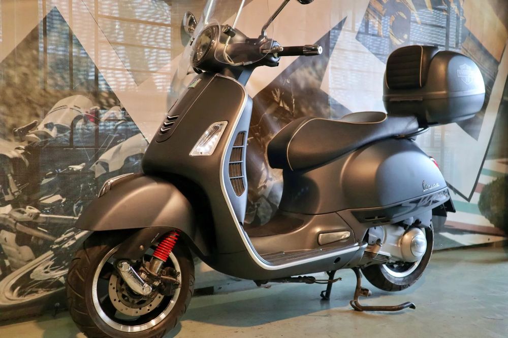 Piaggio Vespa Piaggio Vespa GTS 300 Super Armed Bike Warszawa, 2 LATA GWARANCJI FILM