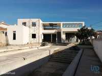 Casa / Villa T4 em Leiria de 250,00 m2