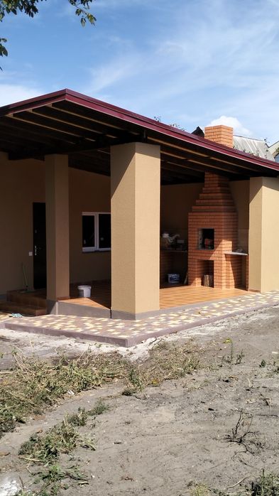 Ремонт та будівництво будинків.