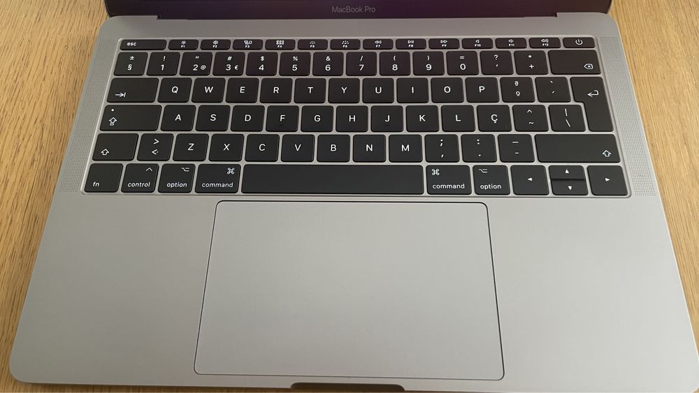 Apple Macbook Pro 13.3 2.3 2017