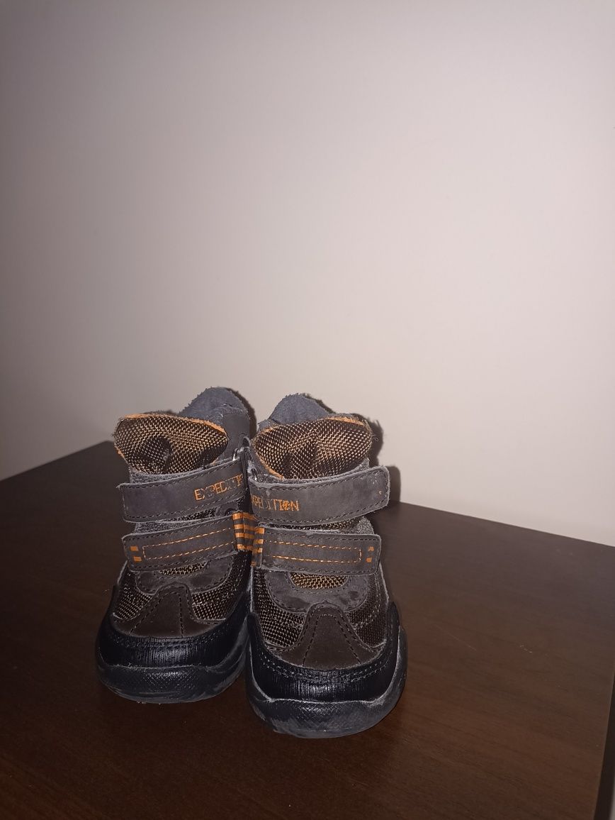 Buty ocieplane niemowlęce