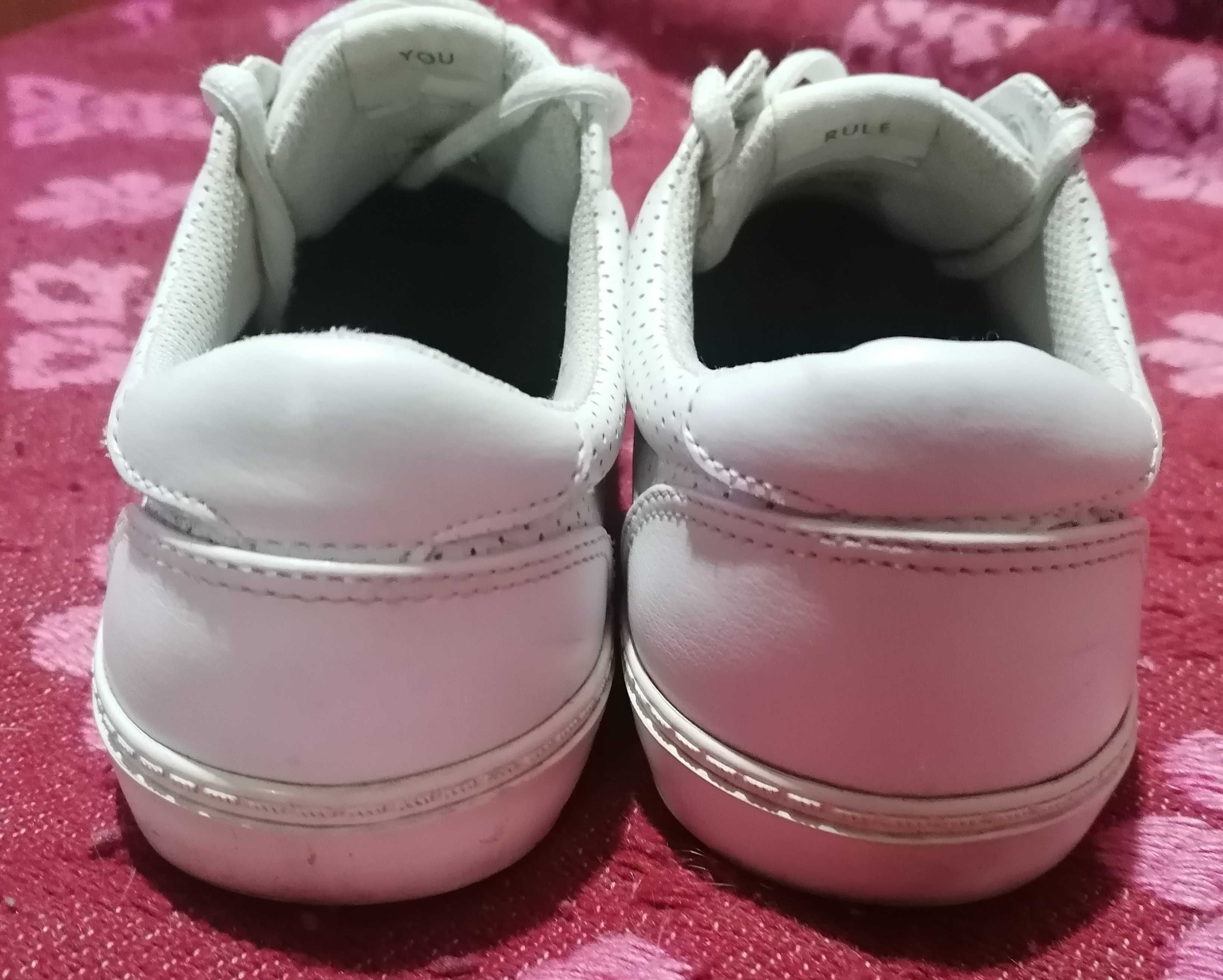 Sapatilhas "Bershka" 43