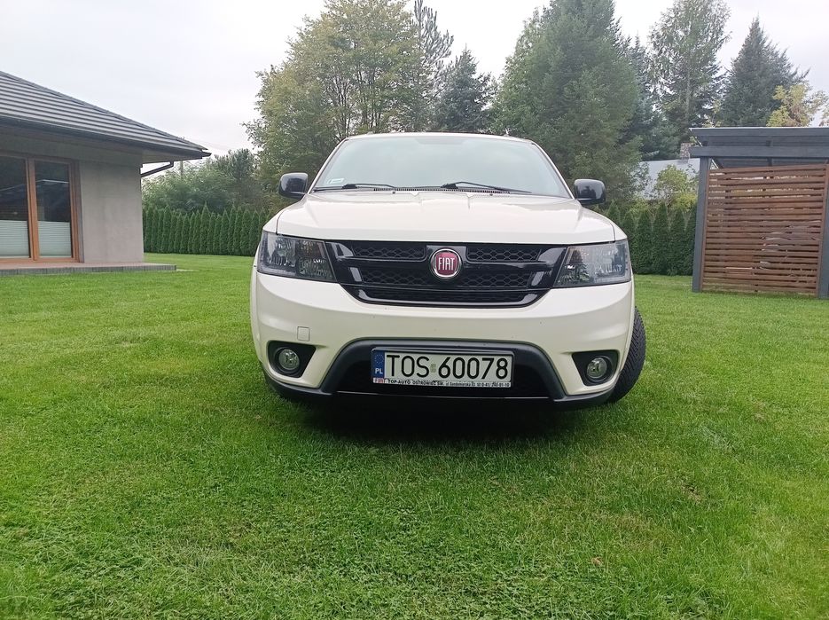 Fiat Freemont Black Code biała perła 142 tys 4x4 190hp
