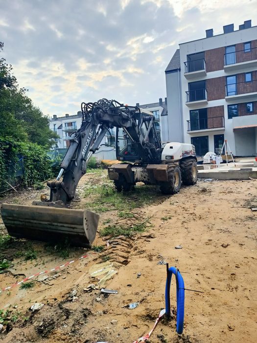 Wynajem koparki z operatorem