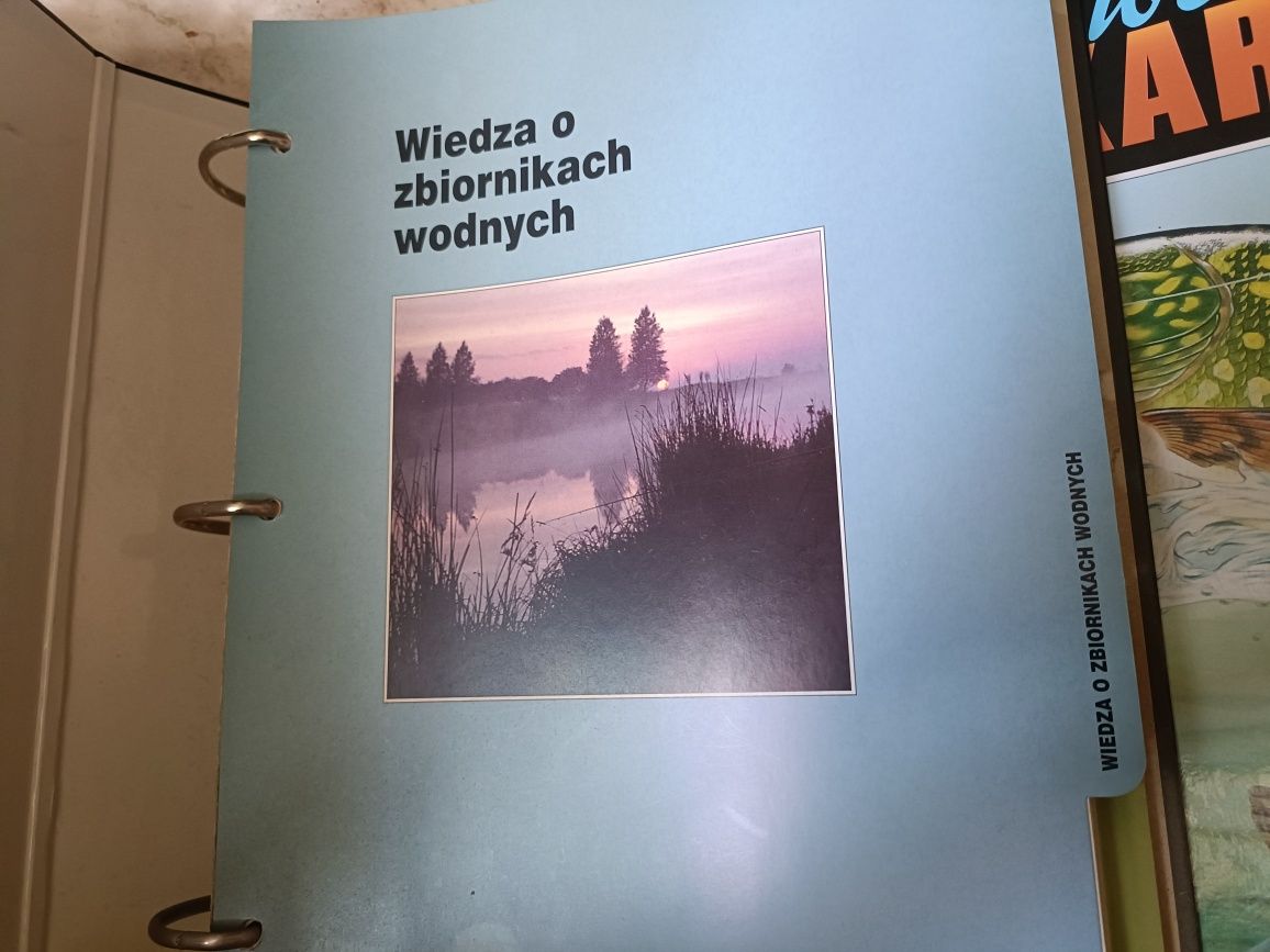 Przewodnik wędkarski duża kolekcja 5 segregatorów