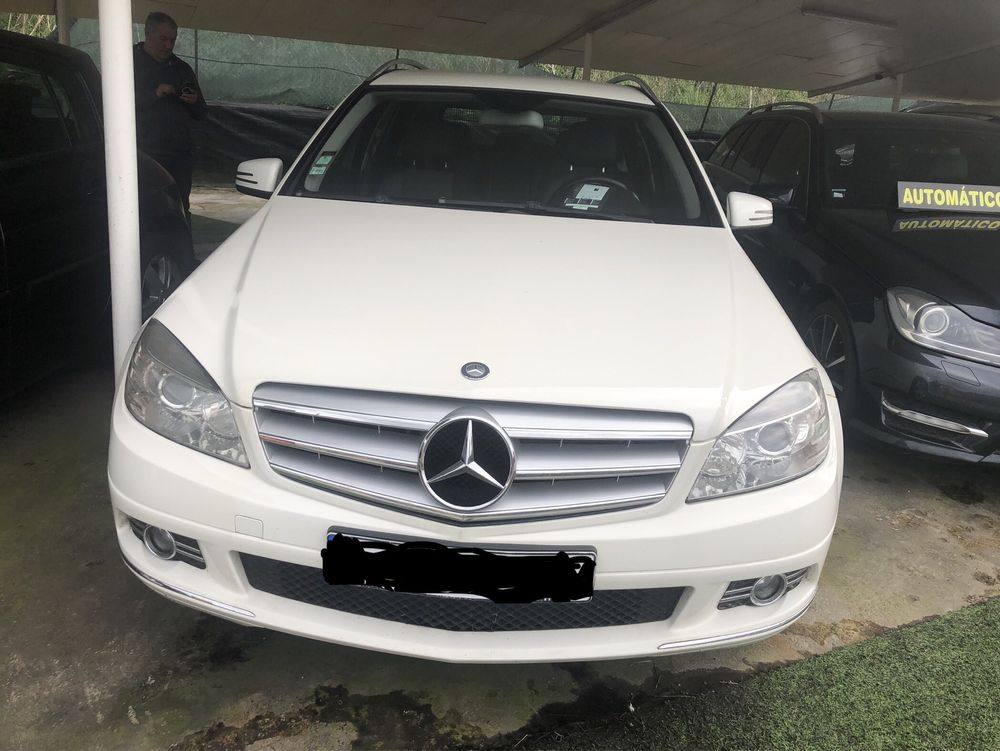 Mercedes como nova