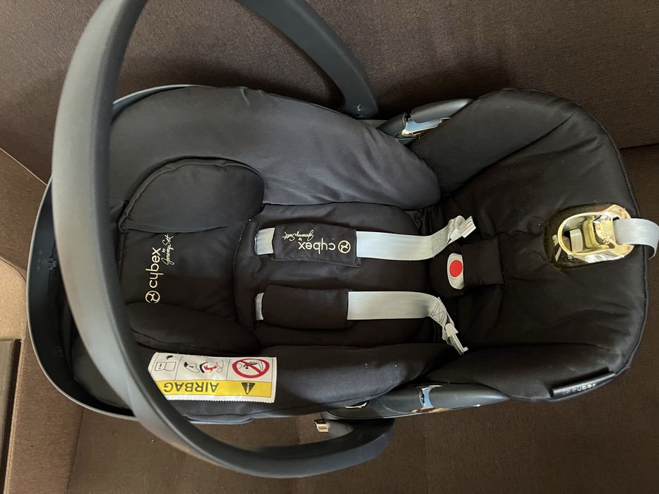 Автокрісло Cybex Cloud Z i-Size by Jeremy Scott автолюлька чорне золот