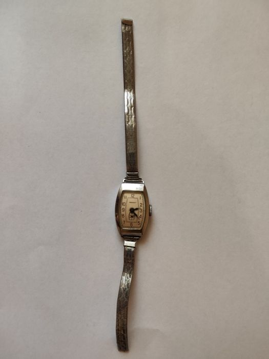 Продам Женские часы