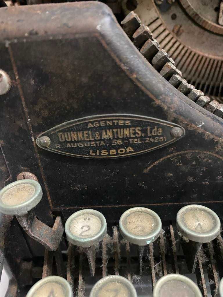 Máquina de Escrever Underwood Standard Typewriter N5