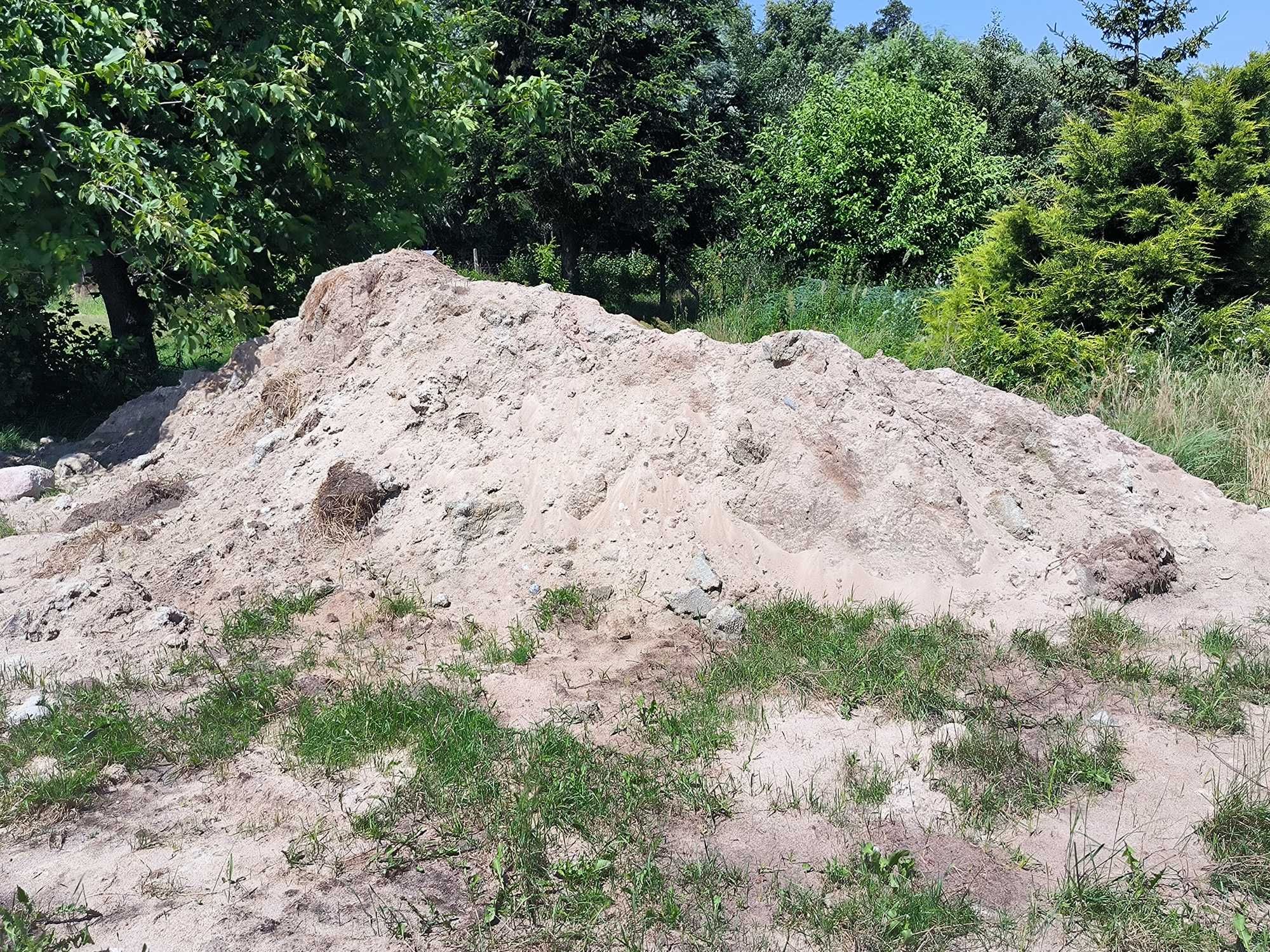 Oddam za darmo ziemię około 11 m^3 + zapłacę część kosztu transportu