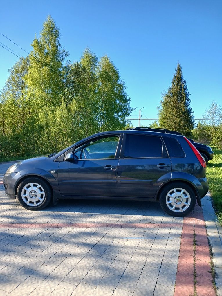 авто Ford Fiesta (Форд Фієста) 2007