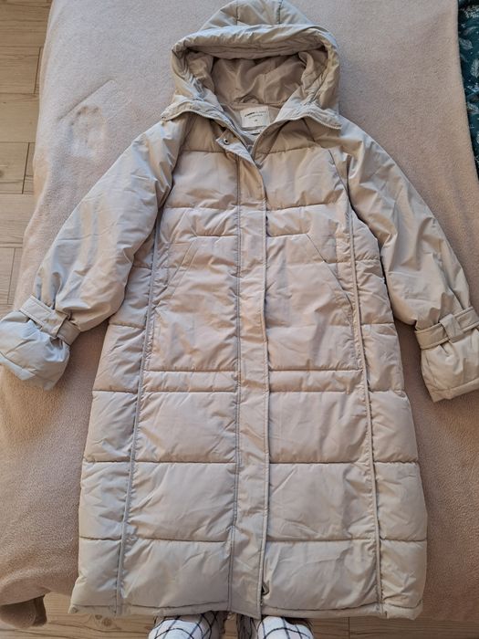 Пуховик зимний в хорошем состоянии