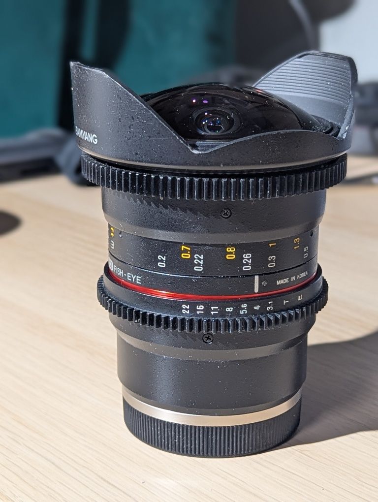 Obiektyw Samyang 12mm f/3.1 Fisheye, moc. Sony E