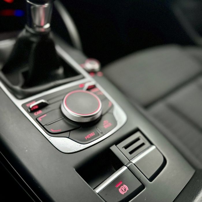 Audi A3 Sportback 1.6 TDi S-Line DESDE 179€