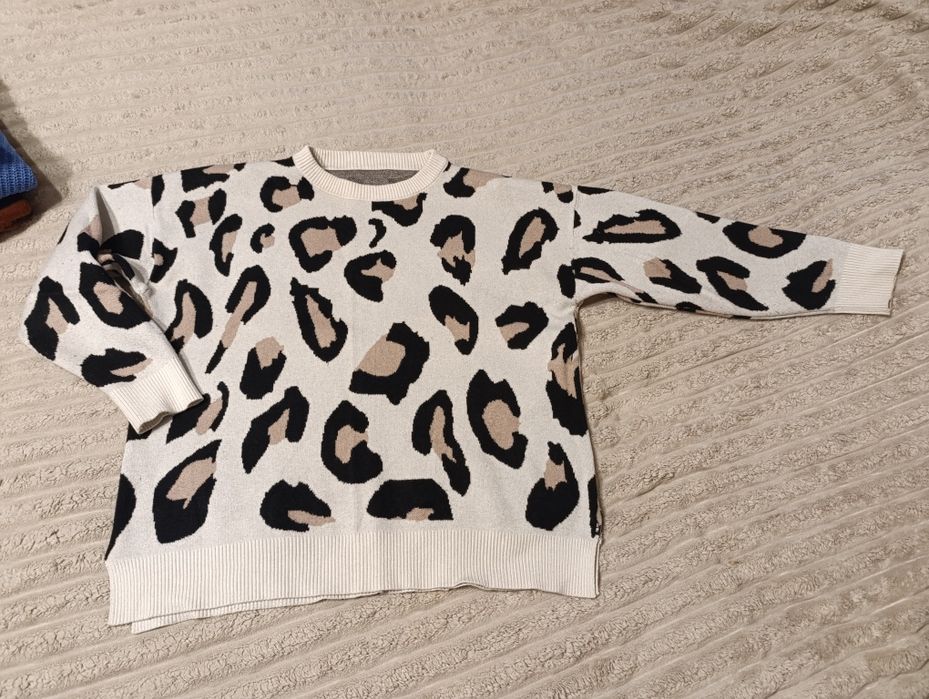 Сет з п'яти светрів