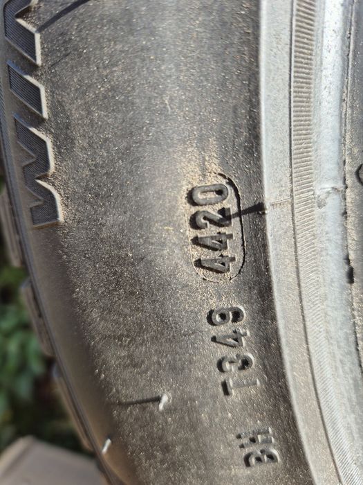 Opony zimowe PIRELLI Sottozero 3 215/55/18 komplet 2020r.
