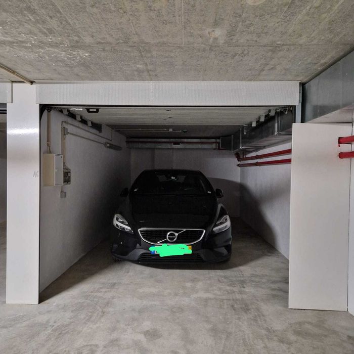 [Arrendo] Garagem Fechada no centro de Aveiro