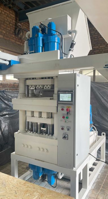 Prasa hydrauliczna PAK 400M do produkcji materiałów budowlanych