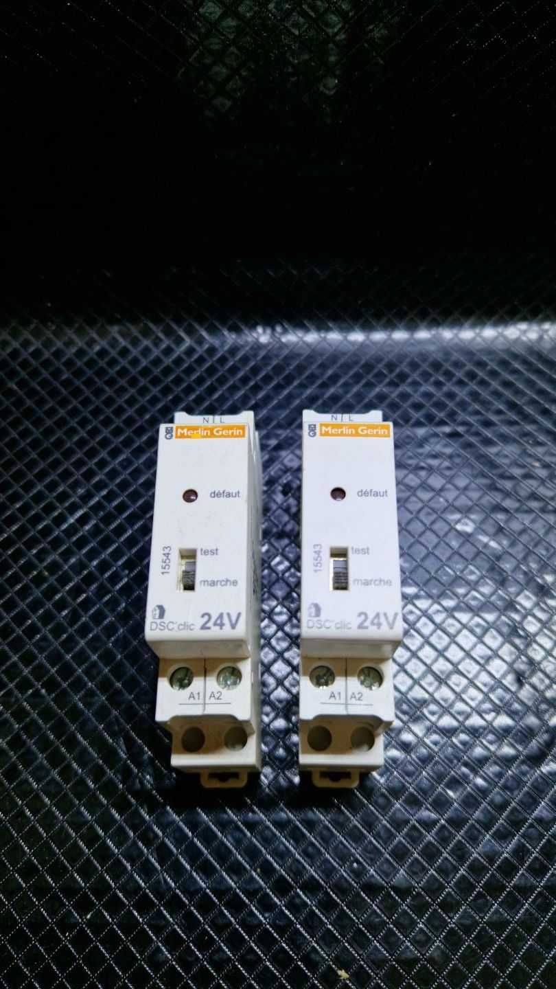 Przekaźnik monitorujący Schneider Electric styki SPDT - dwie sztuki
